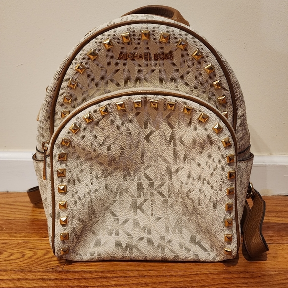 Michael Kors Bookbag - Picture 1 of 8